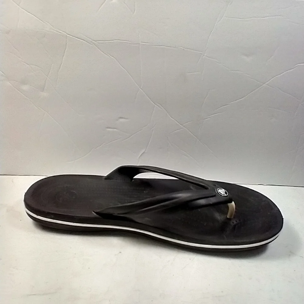 Crocs Crocband Black Thong Flip Flop Sandals Men's sz 12